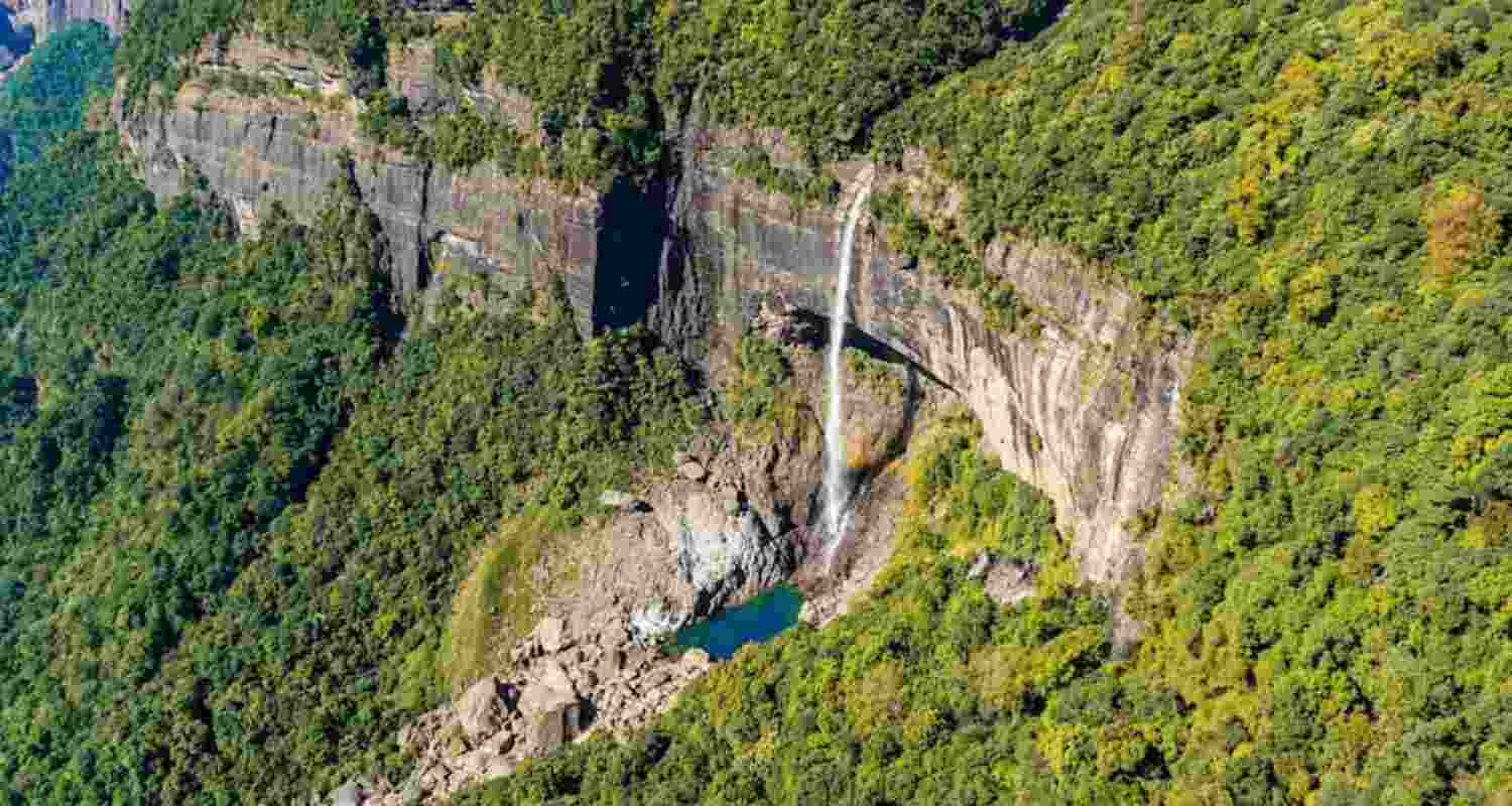 Meghalaya makes guides must for treks after Sohra killing. File Photo - Meghalaya Tourism.