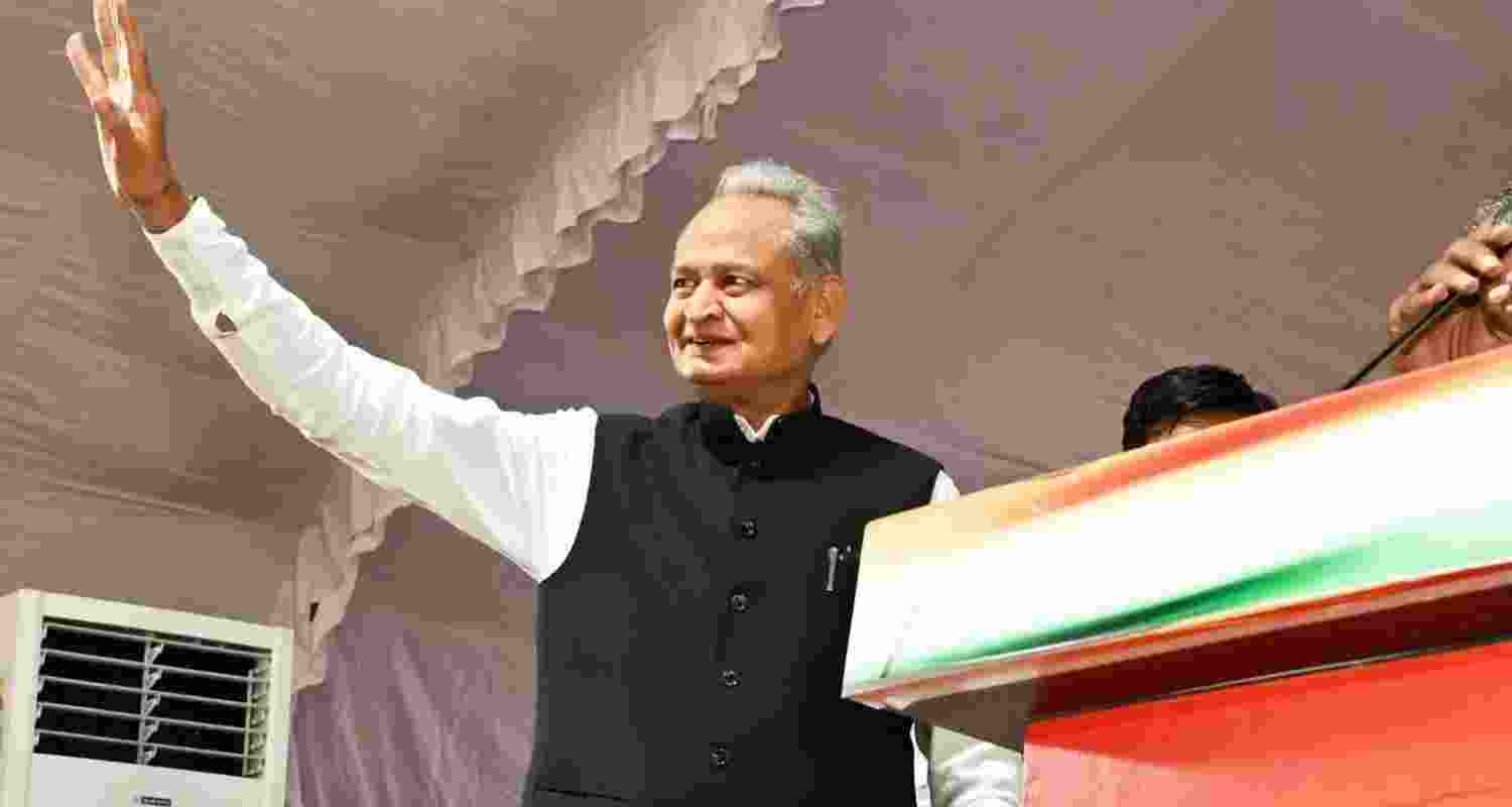 Ashok Gehlot calls 5–10 seat disputes in Bihar normal. Ashok Gehlot calls 5–10 seat disputes in Bihar normal.
