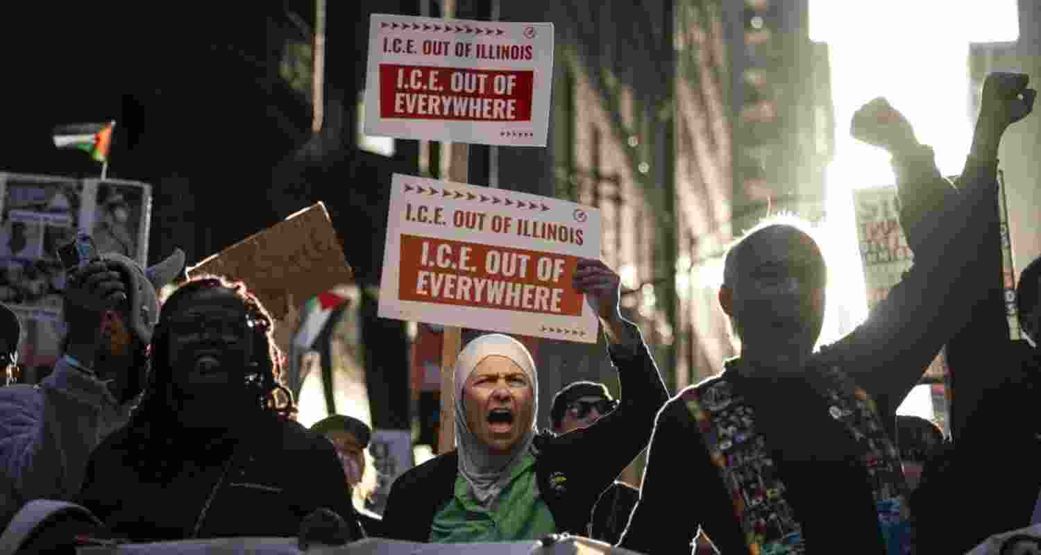 DHS begins crackdown on illegal aliens in Chicago.