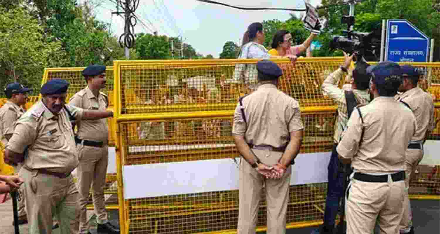 Vijay Shah faces protest over remarks on Colonel.