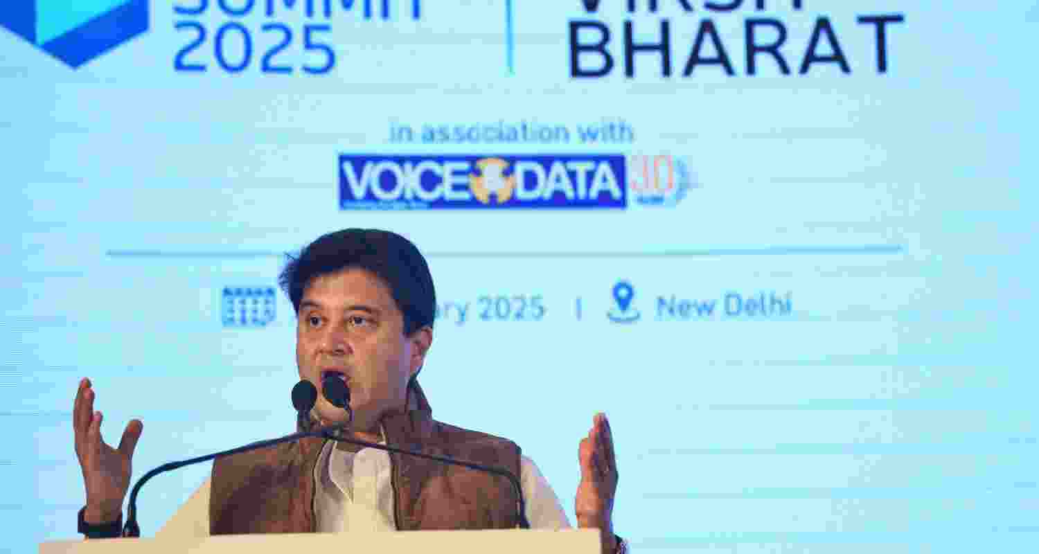 Cabinet approves refarming of 687 Mhz of spectrum: Scindia Cabinet approves refarming of 687 Mhz of spectrum: Scindia