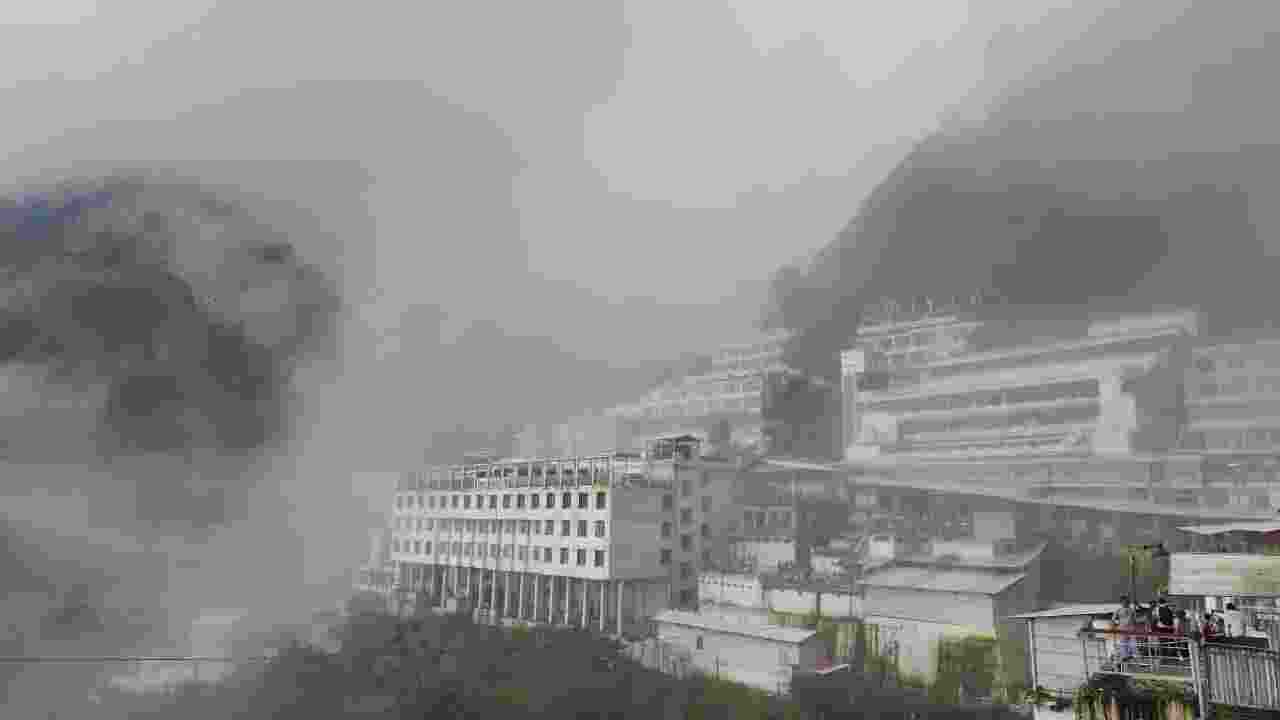Vaishno Devi Yatra suspended temporarily, landslide at Bhojnalaya