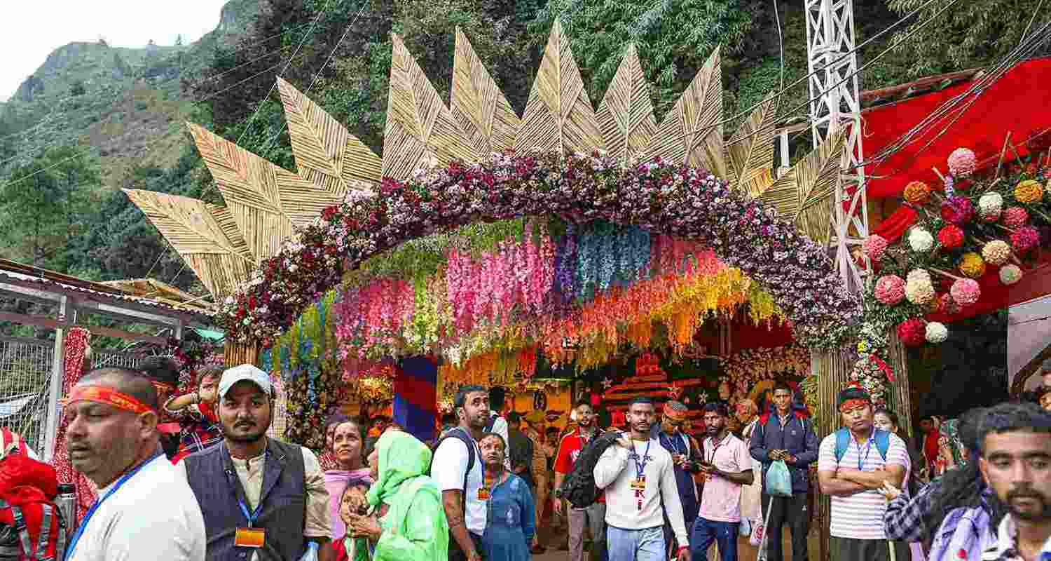 Mata Vaishno Devi shrine in Katra has been adorned with indigenous and foreign flowers. 