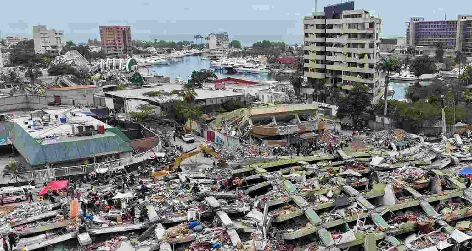 The death toll from the twin earthquakes that struck Venezuela on June 24 has officially climbed to 5,070. The death toll from the twin earthquakes that struck Venezuela on June 24 has officially climbed to 5,070.