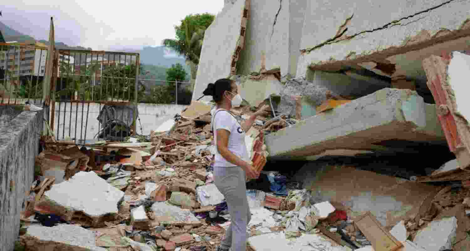 Venezuela death toll tops 3,900 as rescue operations continue