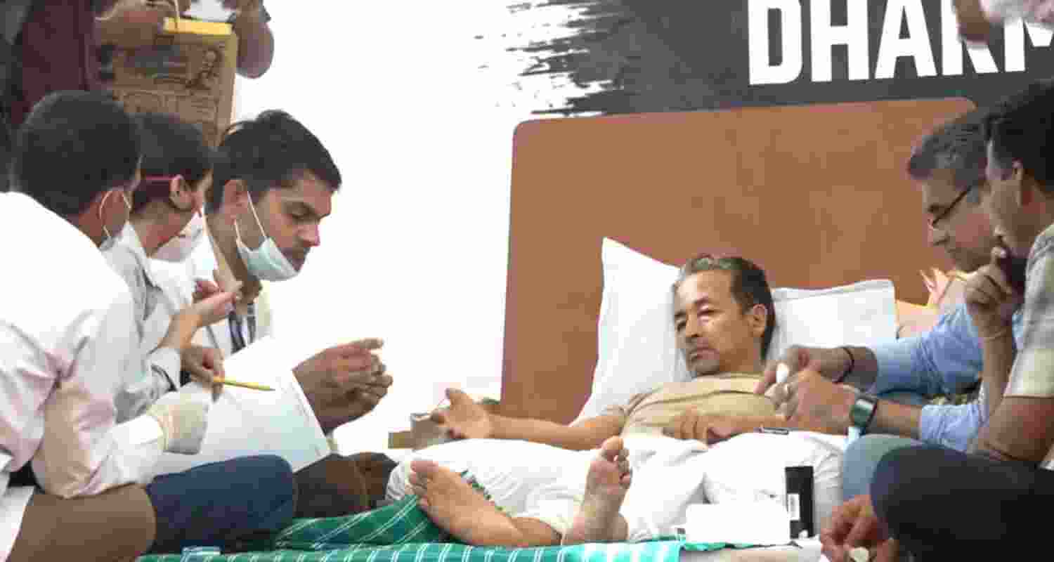 Doctors warned Sonam Wangchuk faces possible multi-organ complications as his indefinite hunger strike entered its 19th day at Jantar Mantar.