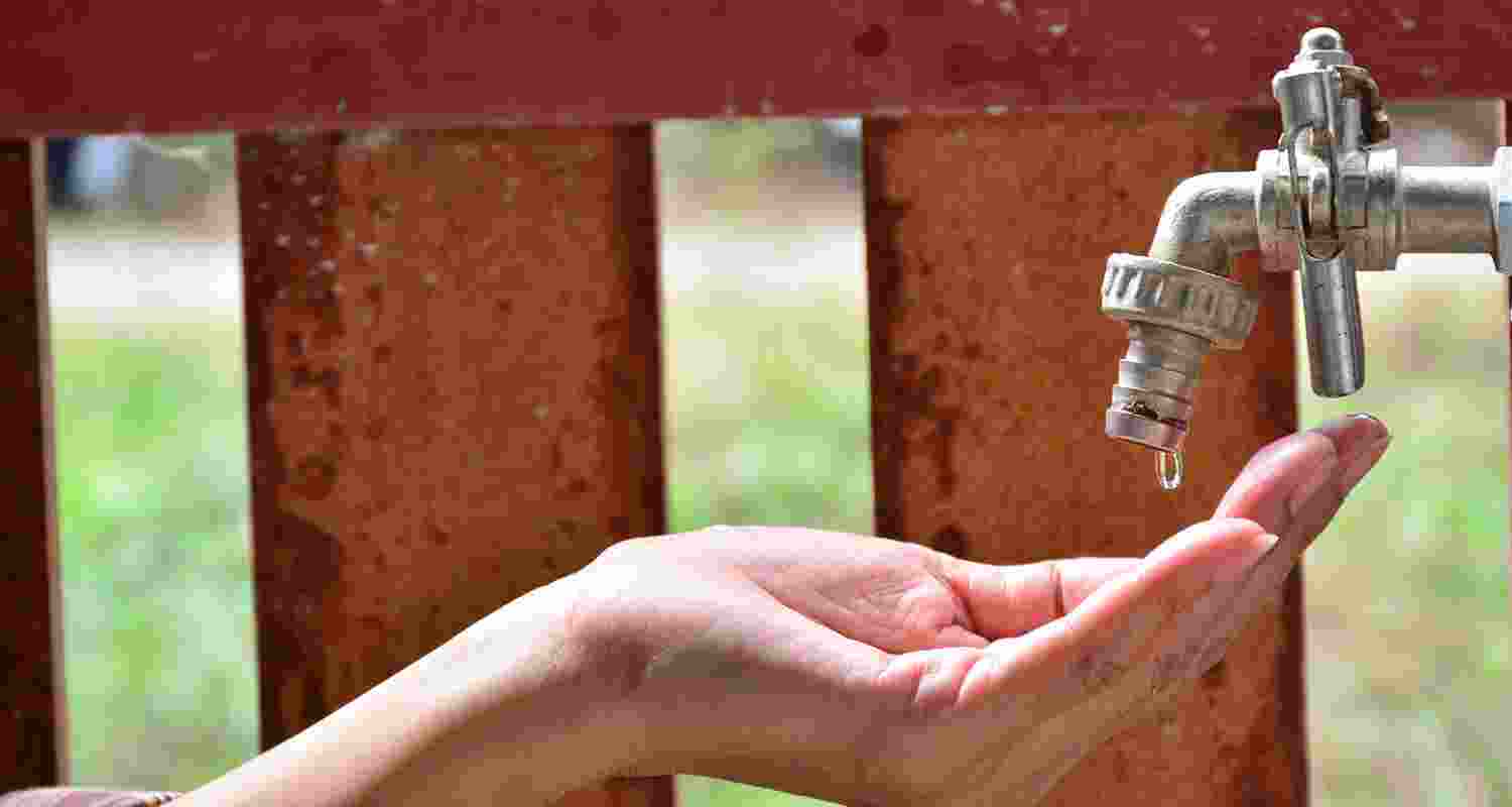 The Municipal Corporation (MC) General House recently gave its approval to the agenda of providing 20,000 litres of free water to every family of Chandigarh. Punjab Governor Banwarilal Purohit question the viability of the decision.