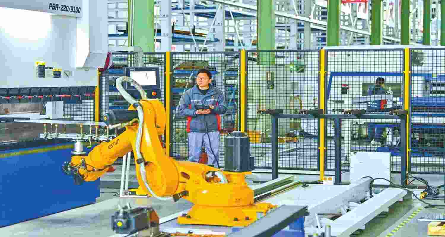 The official manufacturing purchasing managers index rose slightly to 49.2 in November from 49 in October, China's National Bureau of Statistics said