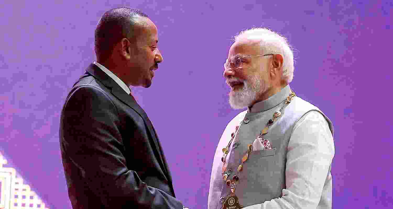 In a unique gesture, Ethiopian Prime Minister, Abiy Ahmed Ali, drove PM Modi to the hotel, before which he also took a special initiative to take him to the Science Museum and Friendship Park, which was not in the itinerary