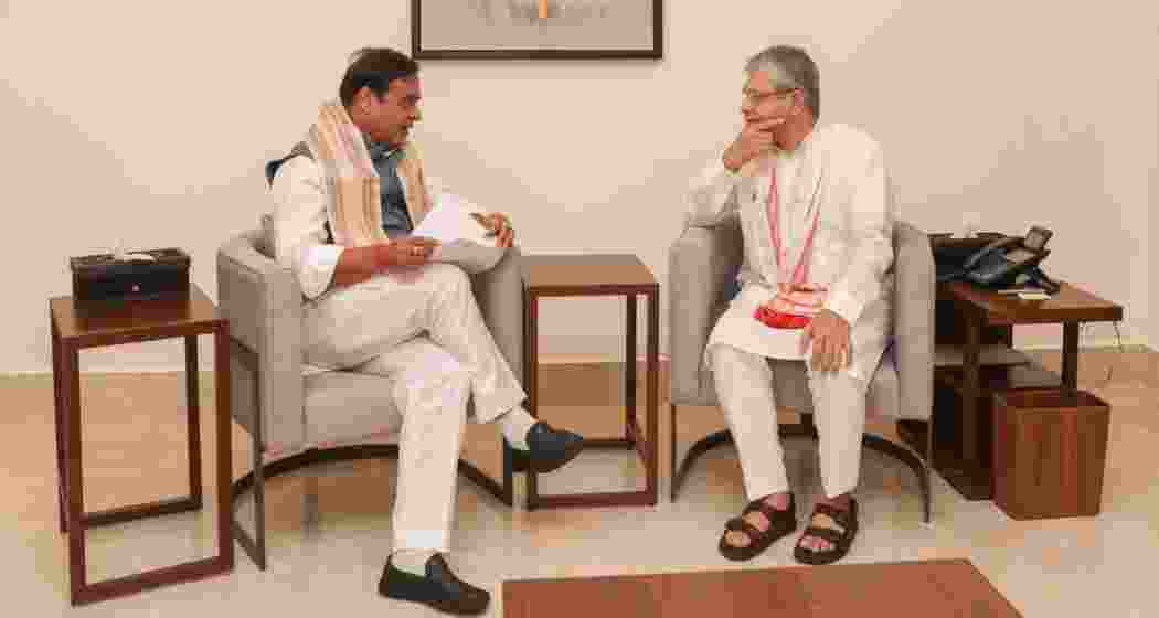 Assam CM Himanta Biswa Sarma meets Railway Minister Ashwini Vaishnaw in New Delhi to push for expanded rail connectivity, new routes and faster progress on strategic Assam–Bhutan infrastructure projects in New Delhi, on Sunday.