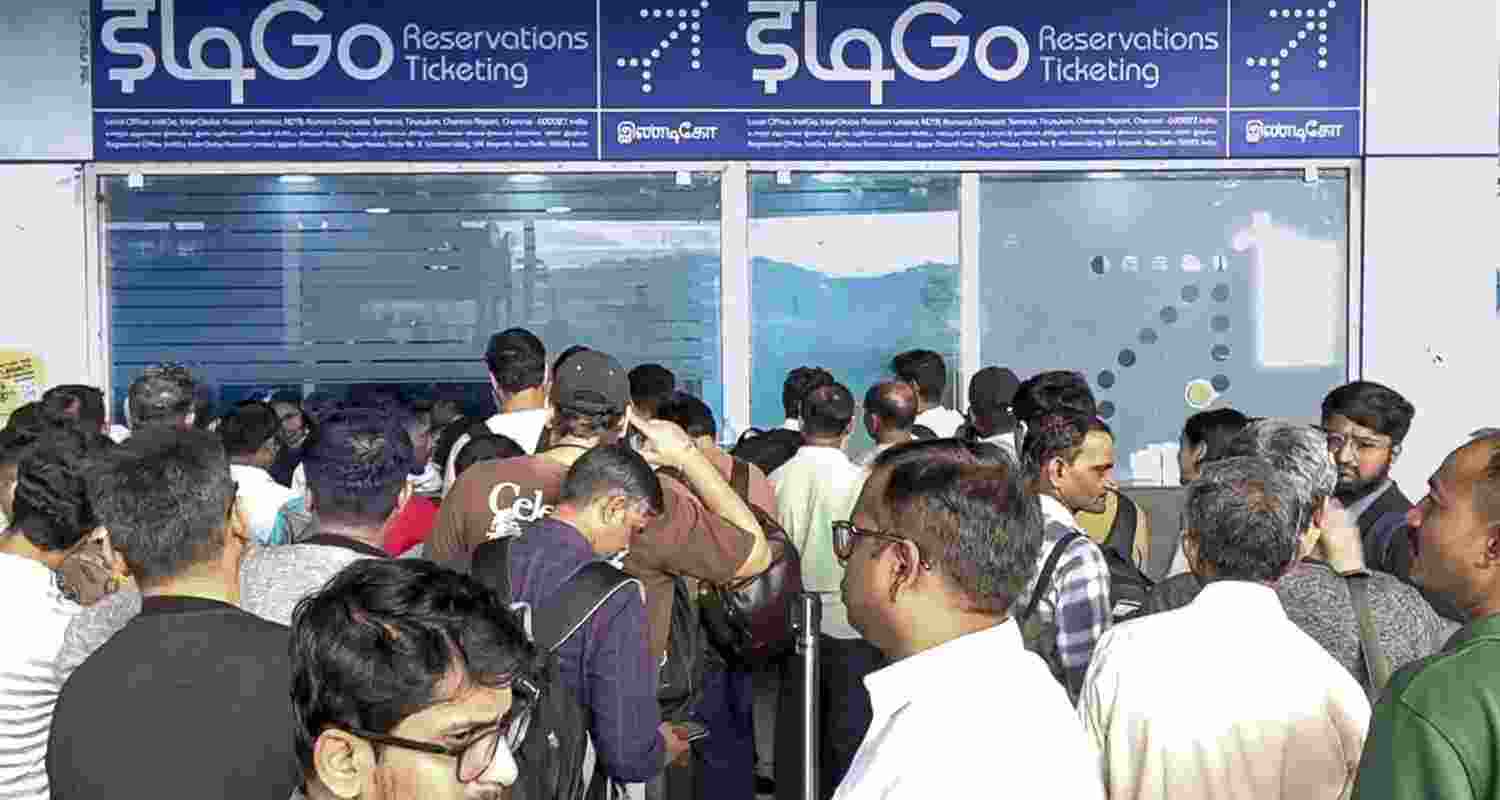 Over 800 IndiGo flights cancelled on day 5. 