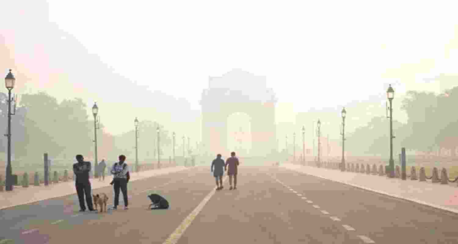 Air quality in Delhi continued to remain "very poor" on Friday.