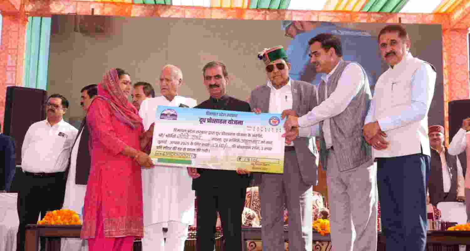 Himachal Pradesh Chief Minister Thakur Sukhvinder Singh Sukhu during the launch of the ‘Doodh Protsahan Yojana’ in Solan district.