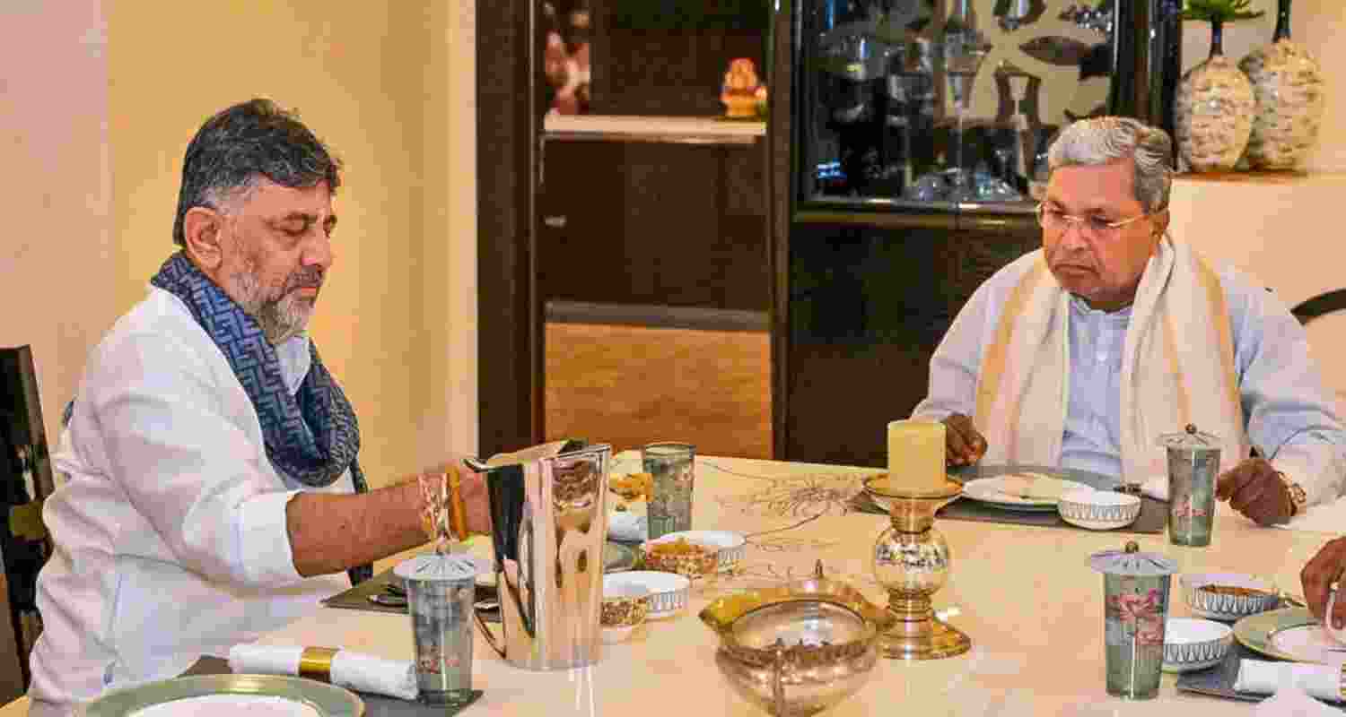 Karnataka Chief Minister Siddaramaiah visited his deputy DK Shivakumar's residence for breakfast on Tuesday.