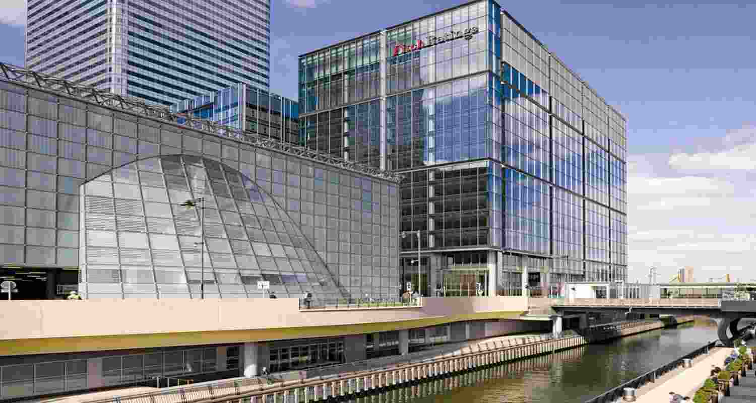 US Tariffs Backfire Fitch Warns of Recession.