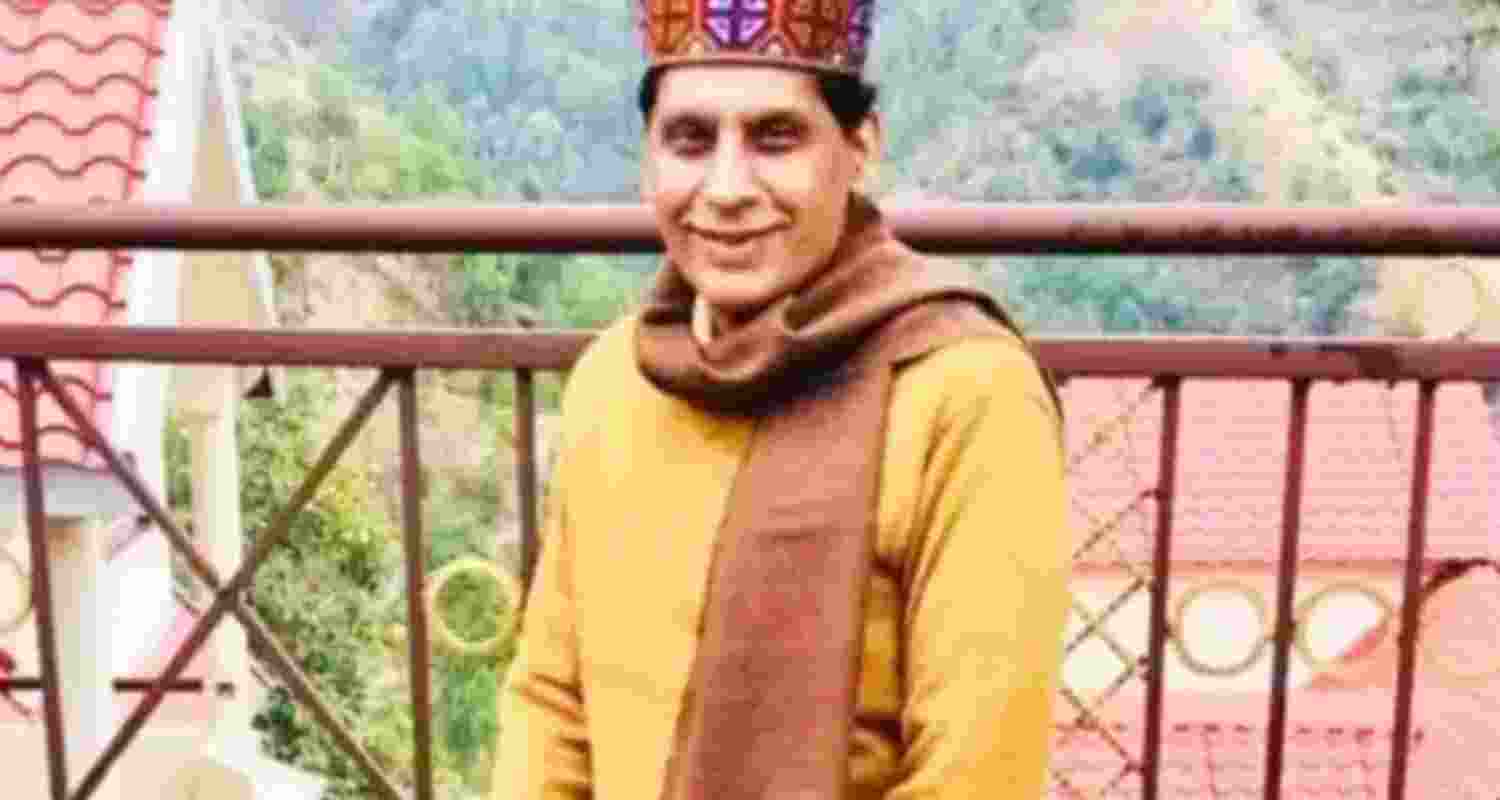  Prabodh Saxena.