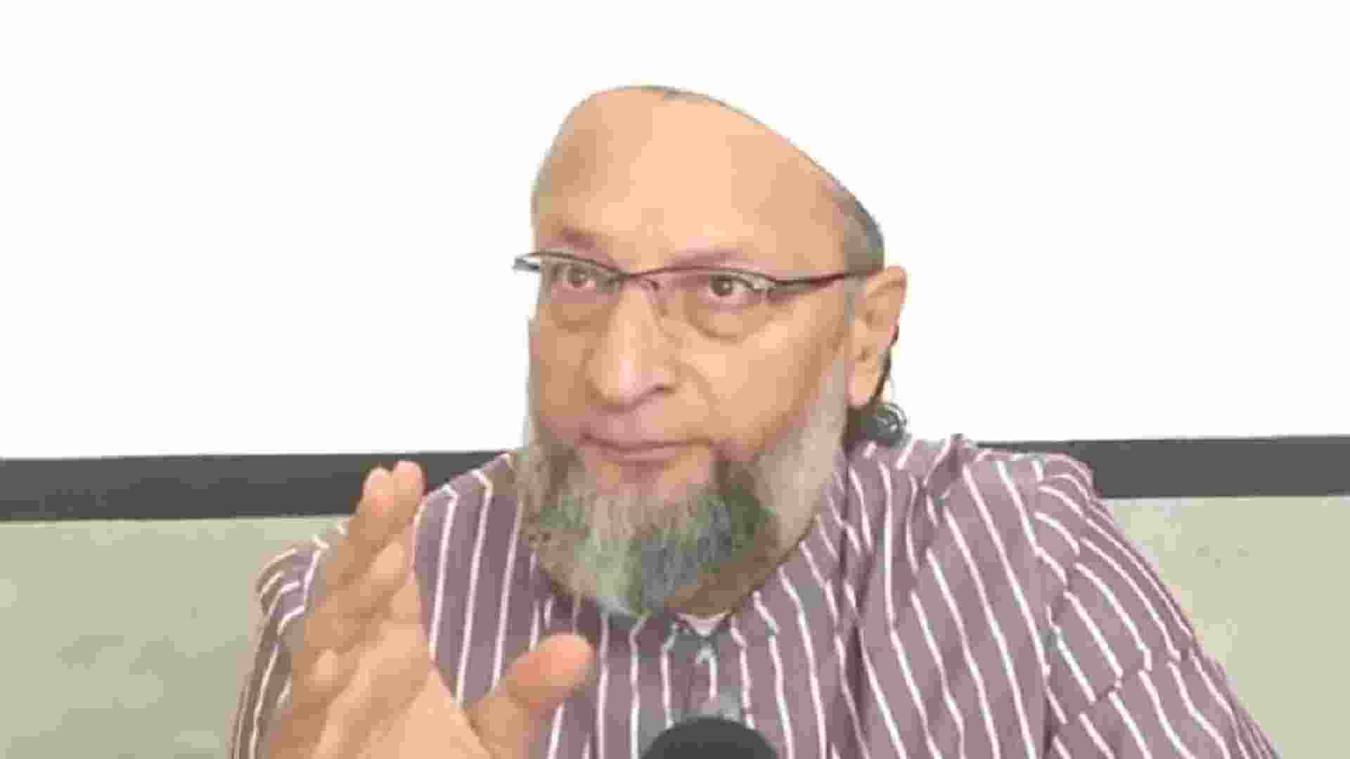 Malegaon verdict: 'Hypocrisy' if not challenged in SC,says Owaisi
