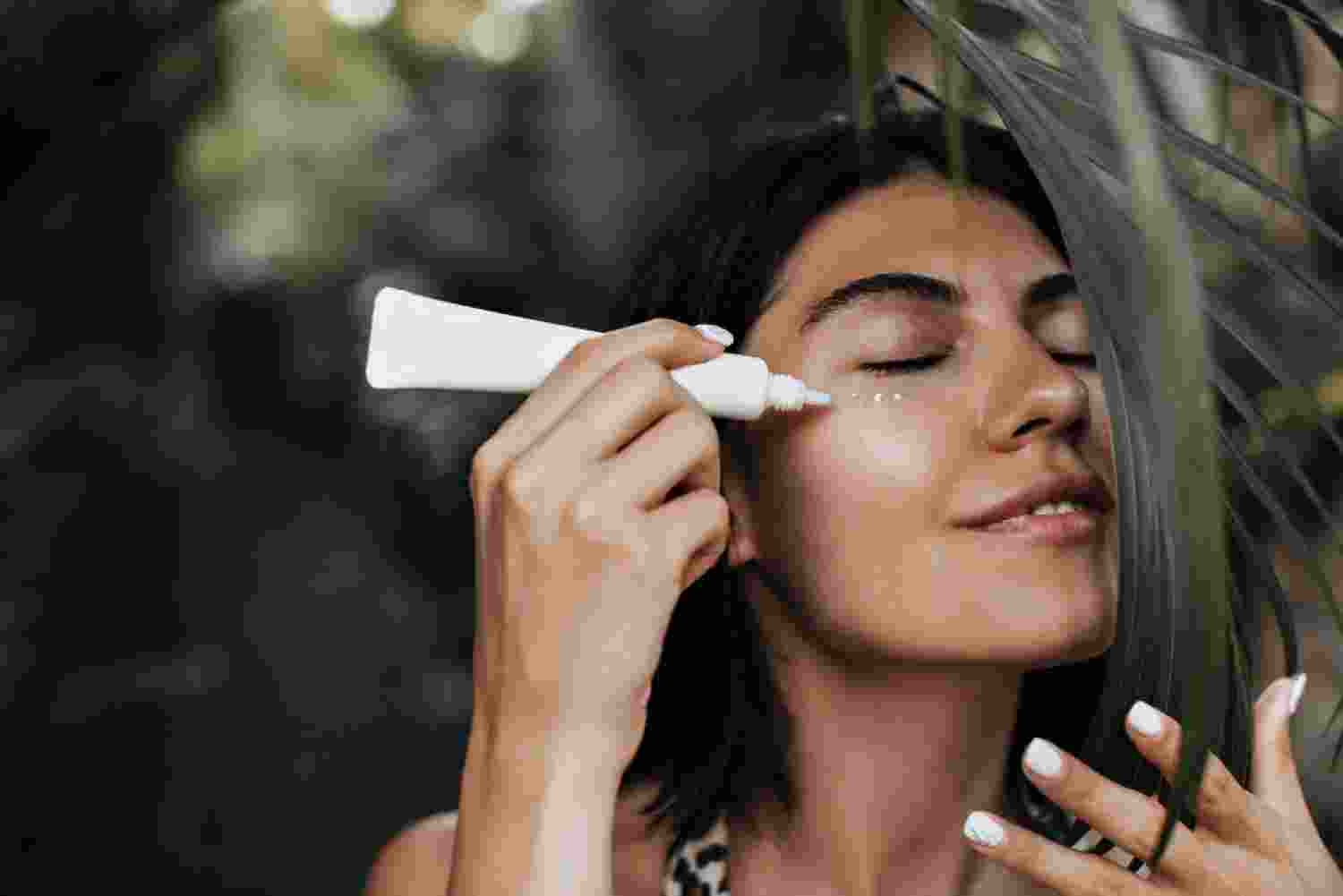 Keep your skin safe from summer heat with these 11 tips