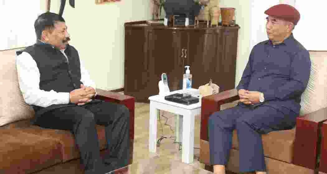 Assam’s Border Minister Atul Bora and Mizoram CM Lalduhoma seen during an earlier meeting; fresh efforts are underway in Guwahati to resolve the long-standing inter-state border dispute.