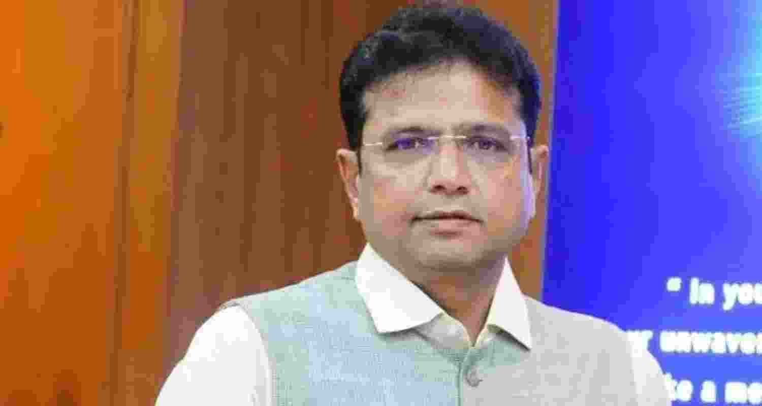 Telangana urges Centre to set up semiconductor plants in state
