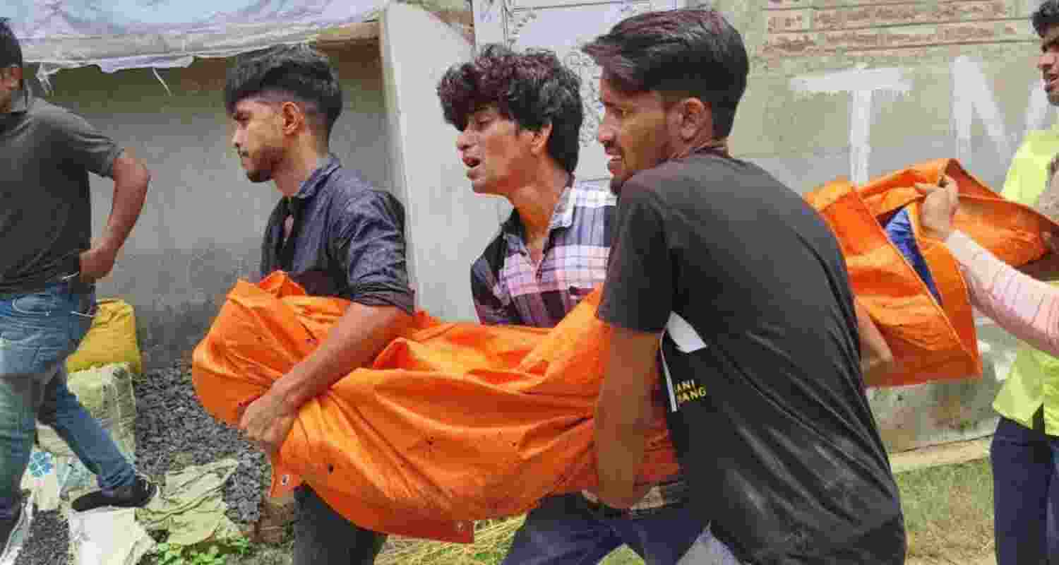 Bomb blast in Birbhum kills 2