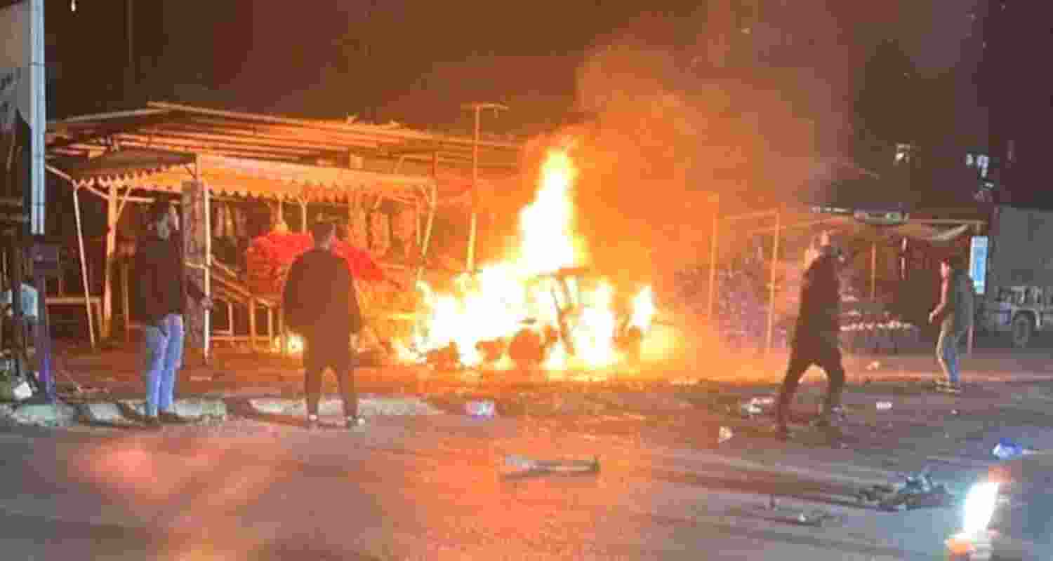 Clashes in Lebanon as US points to Russia, China aid to Iran