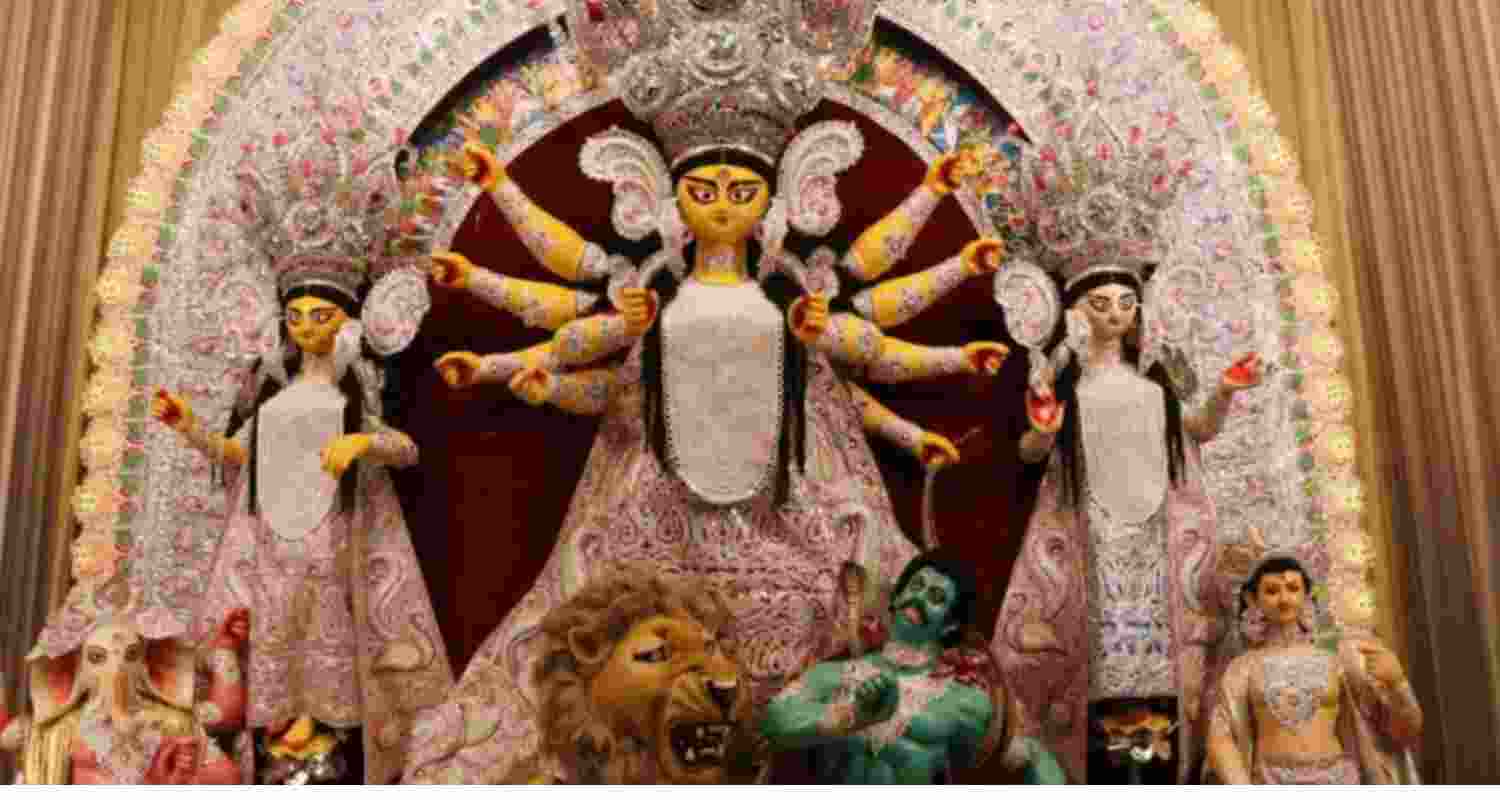 Women's rights idols features Durga Puja at Delhi's CR Park
Women's rights idols features Durga Puja at Delhi's CR Park