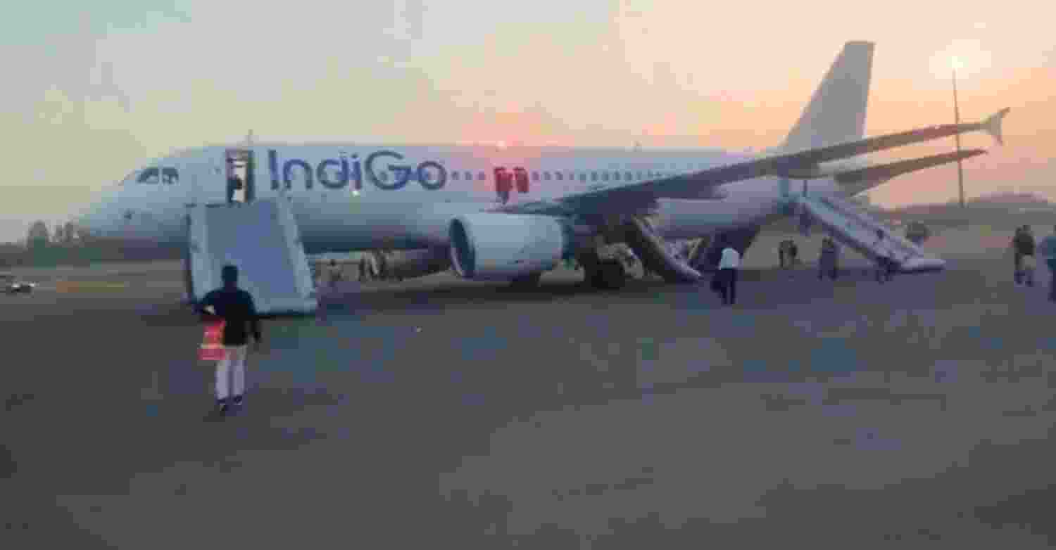 Bomb scare on Delhi-Varanasi flight declared hoax