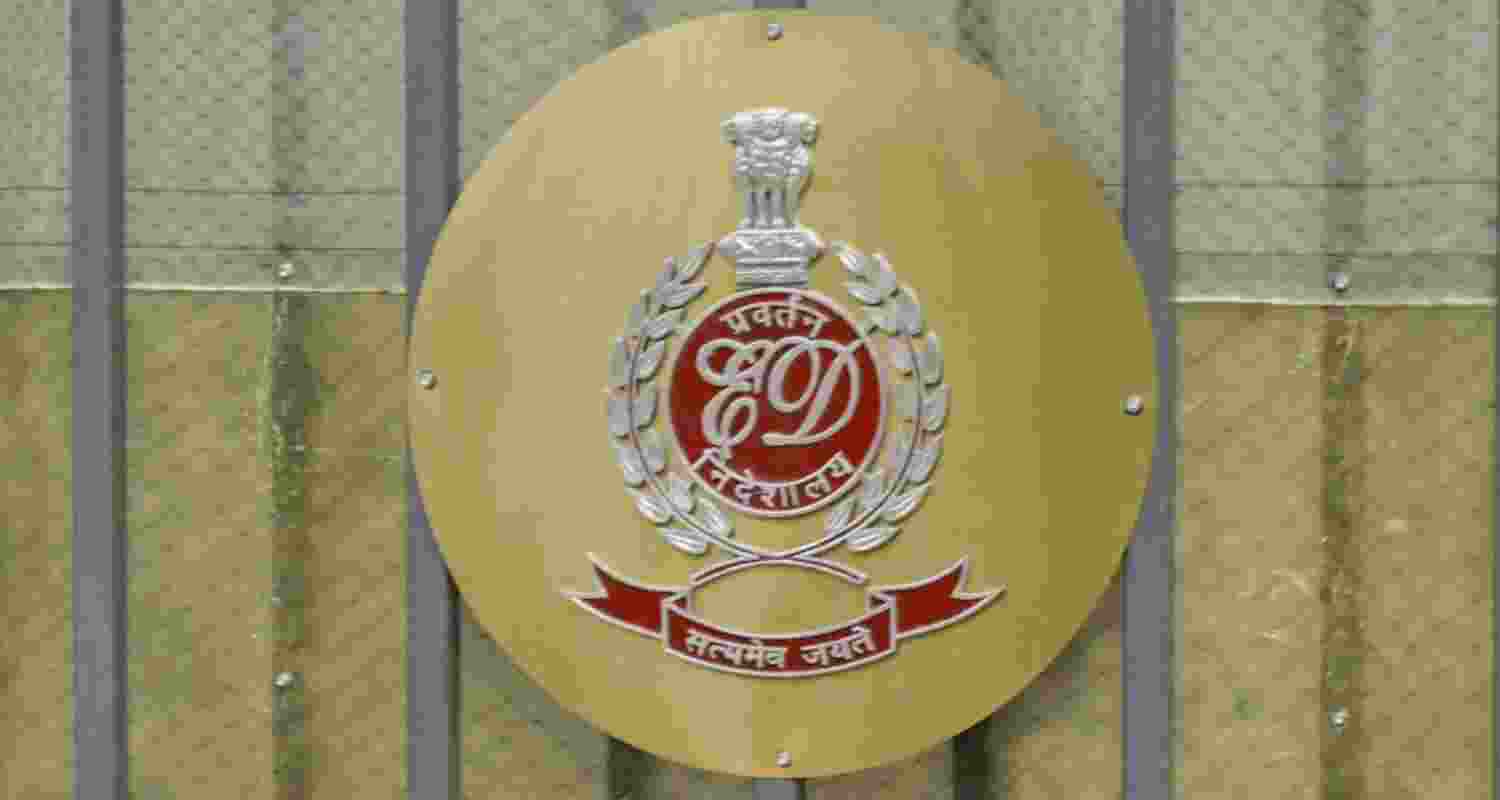 ED summons TMC candidates Debasish Kumar, Sujit Bose, Rathin Ghosh ahead of Bengal polls, intensifying political debate over timing of agency action.