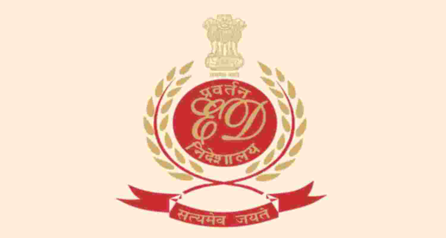 ED raids Durgapur home of police officer Manoranjan Mondal in coal smuggling probe, issues third summons after he skipped earlier questioning.