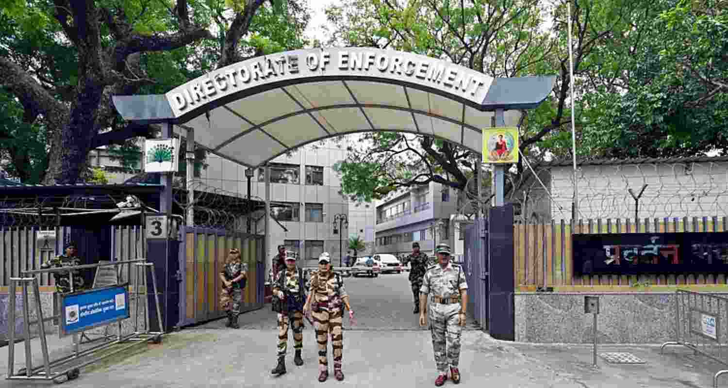 ED raids multiple Kolkata locations in land grab probe ahead of Bengal polls, examining financial records as political tensions rise during election season.