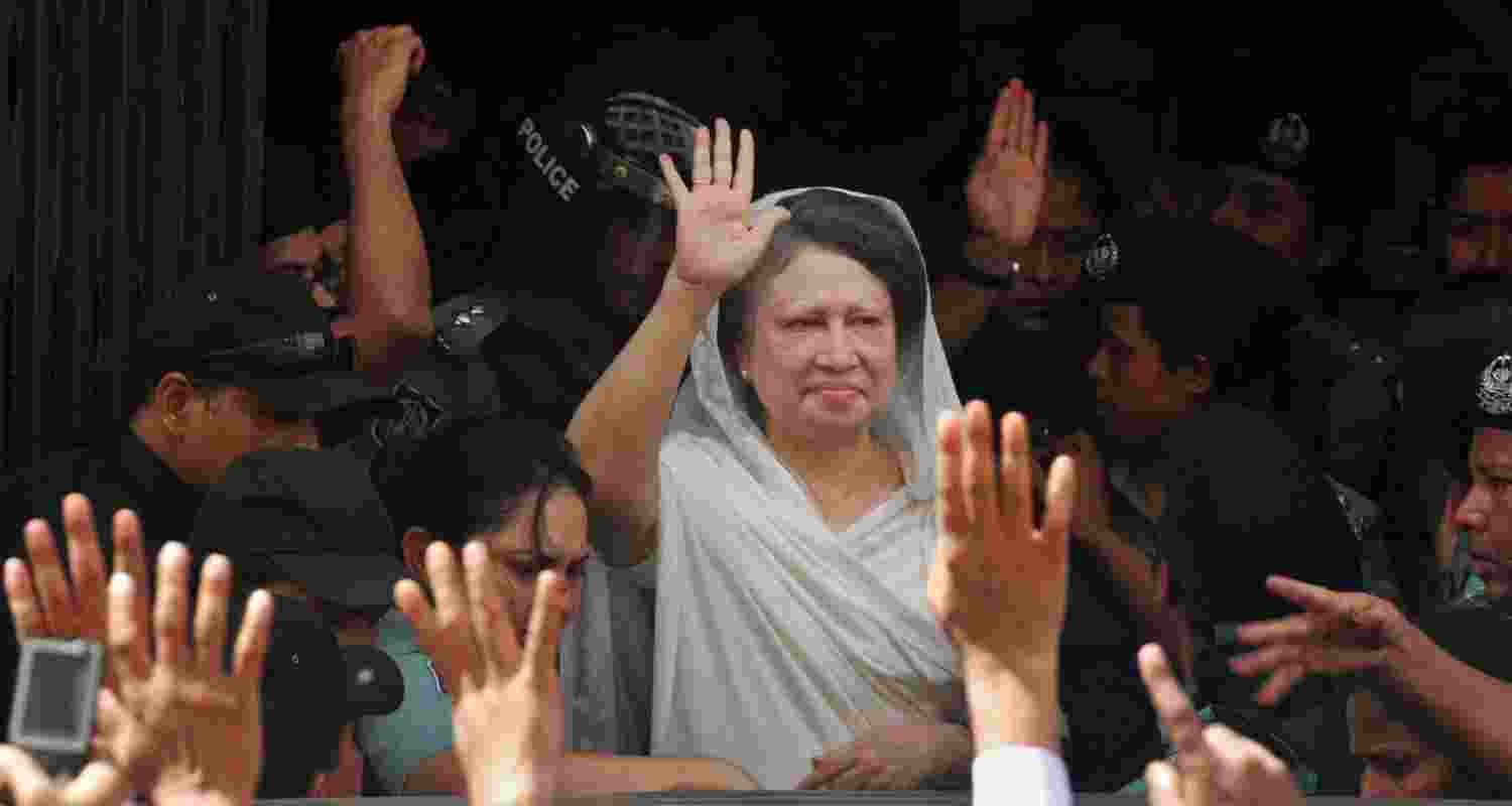 In a statement, the BNP party said Khaleda died at 6 am local time in Evercare Hospital in Dhaka, where she was admitted on November 23 with symptoms of a lung infection, as reported by local media