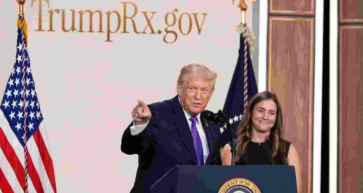 The New Strategic Arms Reduction Treaty (New START), signed in 2010 by then-US President Barack Obama and Russian President Dmitry Medvedev, limited each side to 1,550 deployed strategic nuclear warheads on 700 delivery systems (missiles, aircraft and submarines).