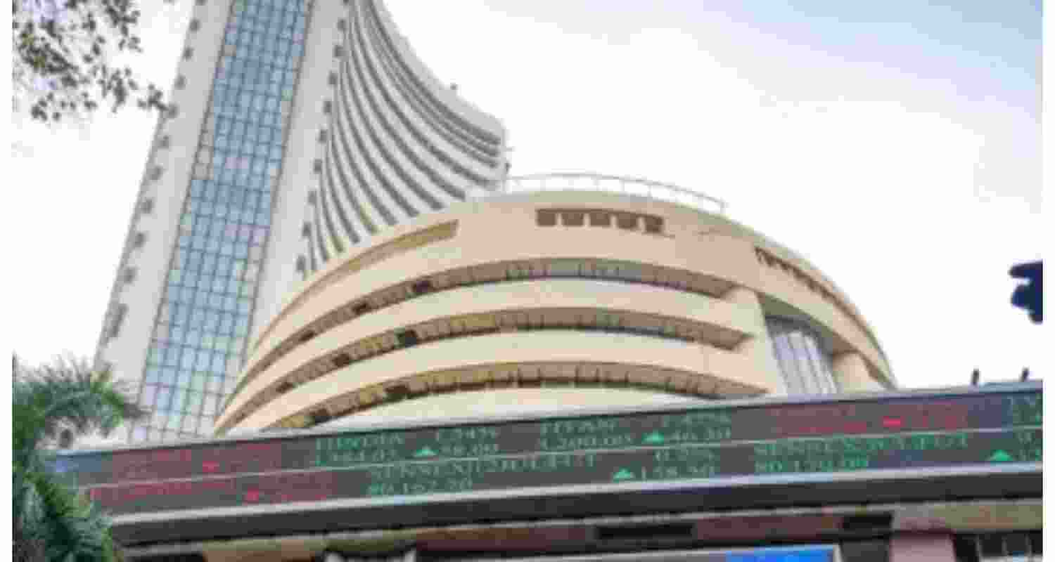 Analysts said a rebound in the rupee from record low levels offered temporary relief, but global uncertainty and sustained foreign selling kept upside potential limited