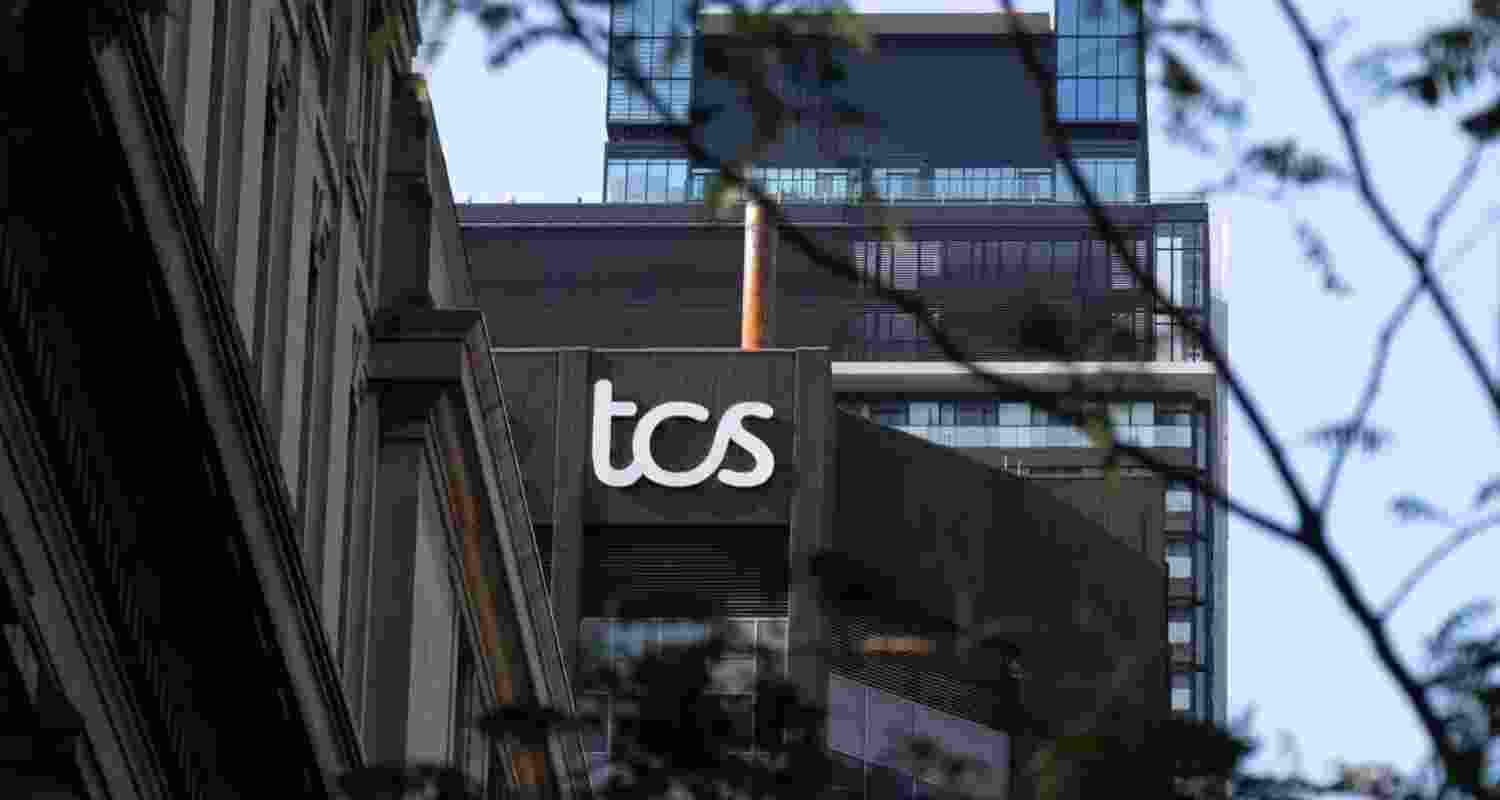 The country’s largest IT services exporter and private-sector employer reduced its workforce by 19,755 employees in the quarter ending September 30, stated its latest earnings report, marking a 3.2 per cent decline from the previous quarter