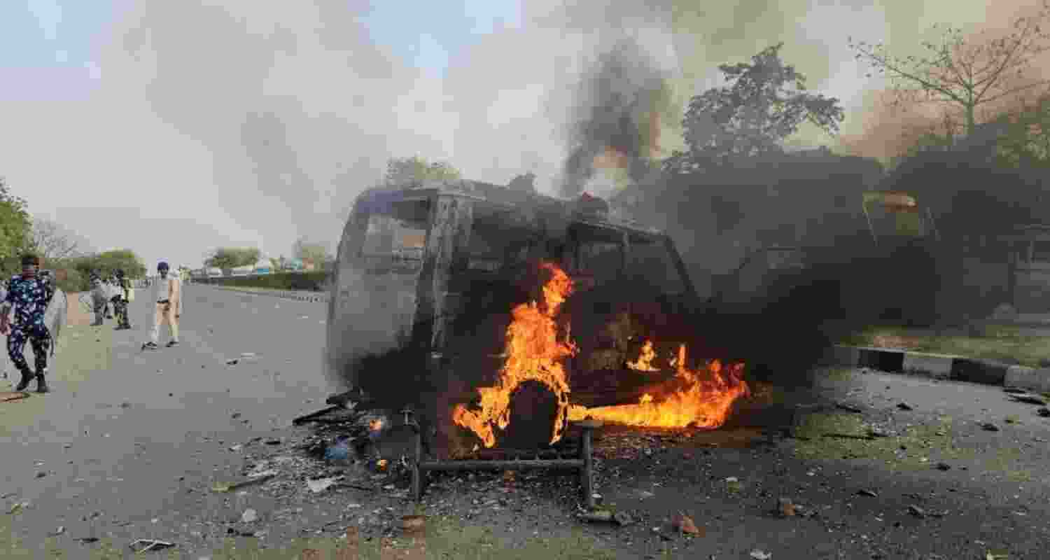 Alauddin Sheikh, a resident of the Sujapur–Kumarpur Gram Panchayat area, had also gone to Jharkhand to work as a street vendor. On Thursday, his family was informed that his body was found hanging in his rented room there Alauddin Sheikh, a resident of the Sujapur–Kumarpur Gram Panchayat area, had also gone to Jharkhand to work as a street vendor. On Thursday, his family was informed that his body was found hanging in his rented room there