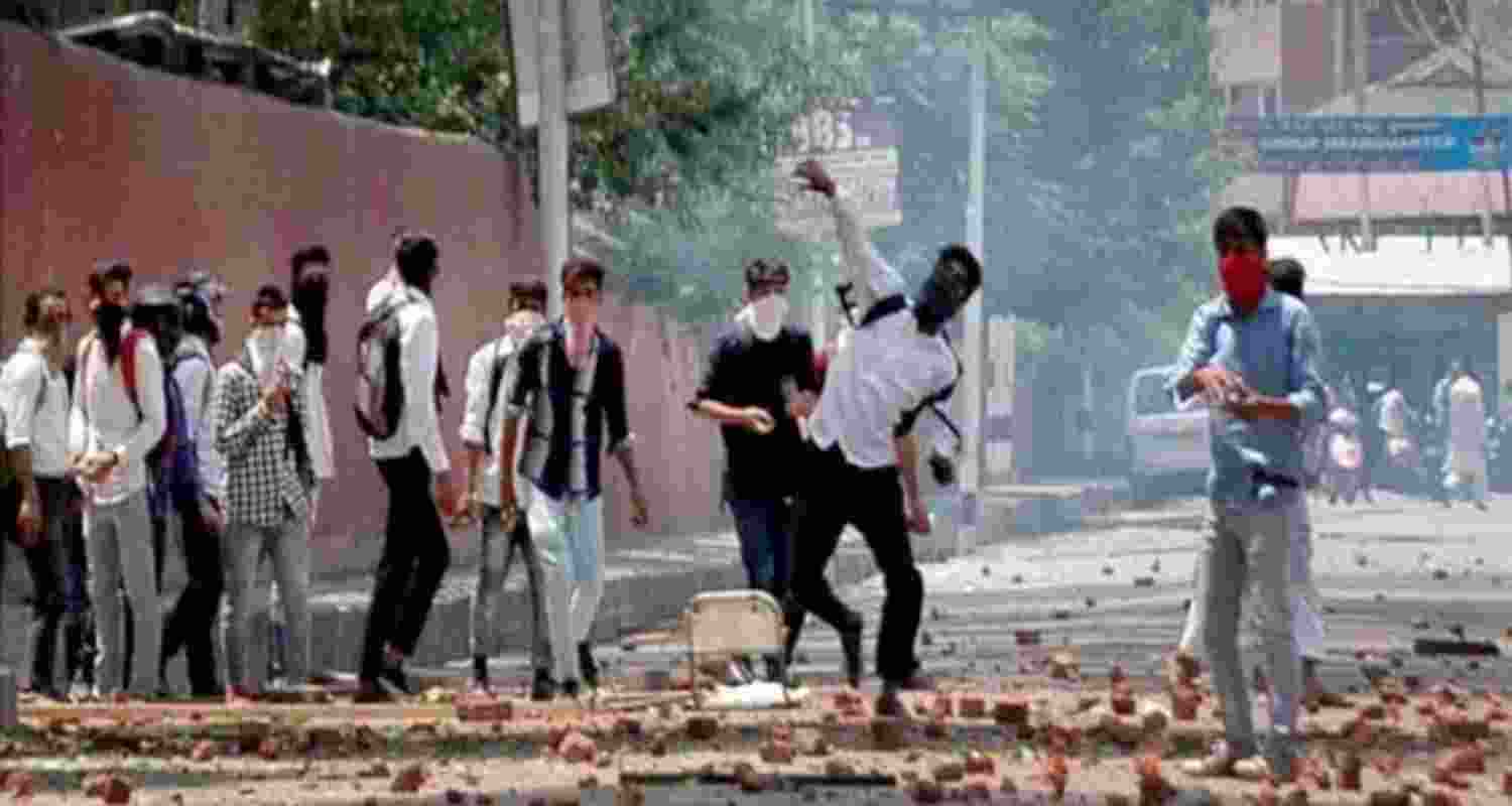 Ichak returns to normal after clash, security tightened