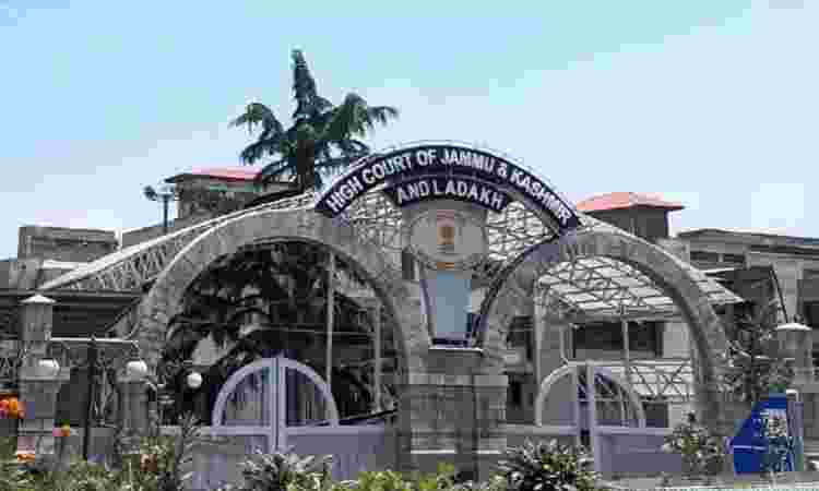 J&K HC directs Police to protect woman fearing forcible marriage