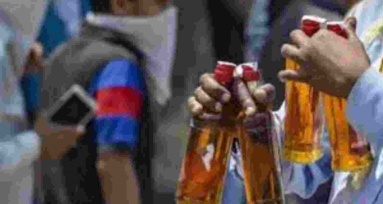 8 die, many fall ill after consuming illicit liquor in Bihar
