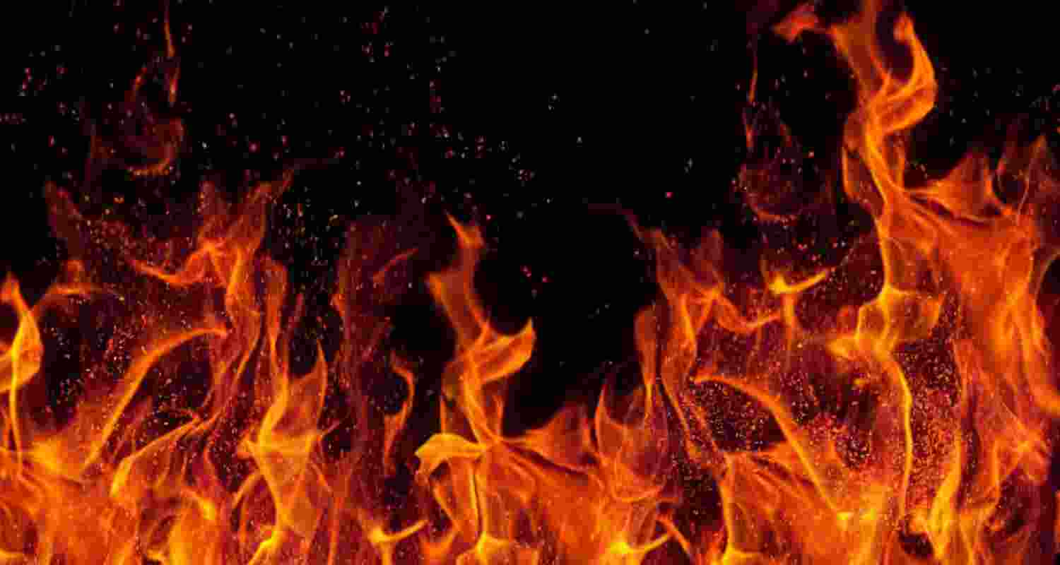 Chennai couple, 2-yr-old charred to death in a house fire 