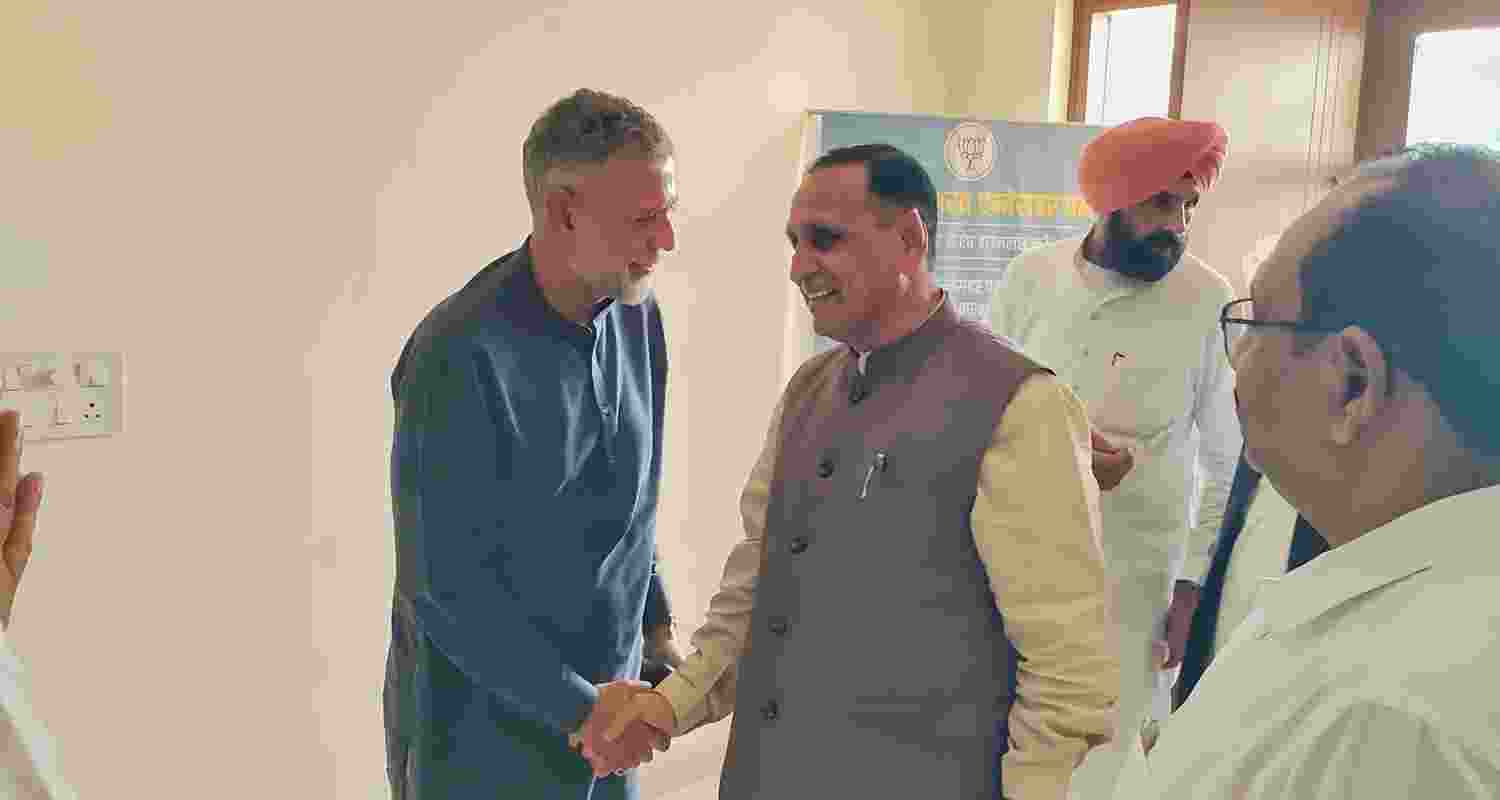 BJP Chief Sunil Jakhar Remains in Position Amid Rumors.