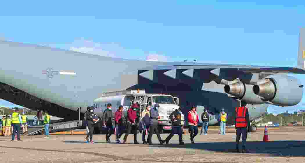 The illegal Indian immigrants deported from the US, alleged that deportees were handcuffed and had their legs chained during the flight to Amritsar. (File Photo) The illegal Indian immigrants deported from the US, alleged that deportees were handcuffed and had their legs chained during the flight to Amritsar. (File Photo)