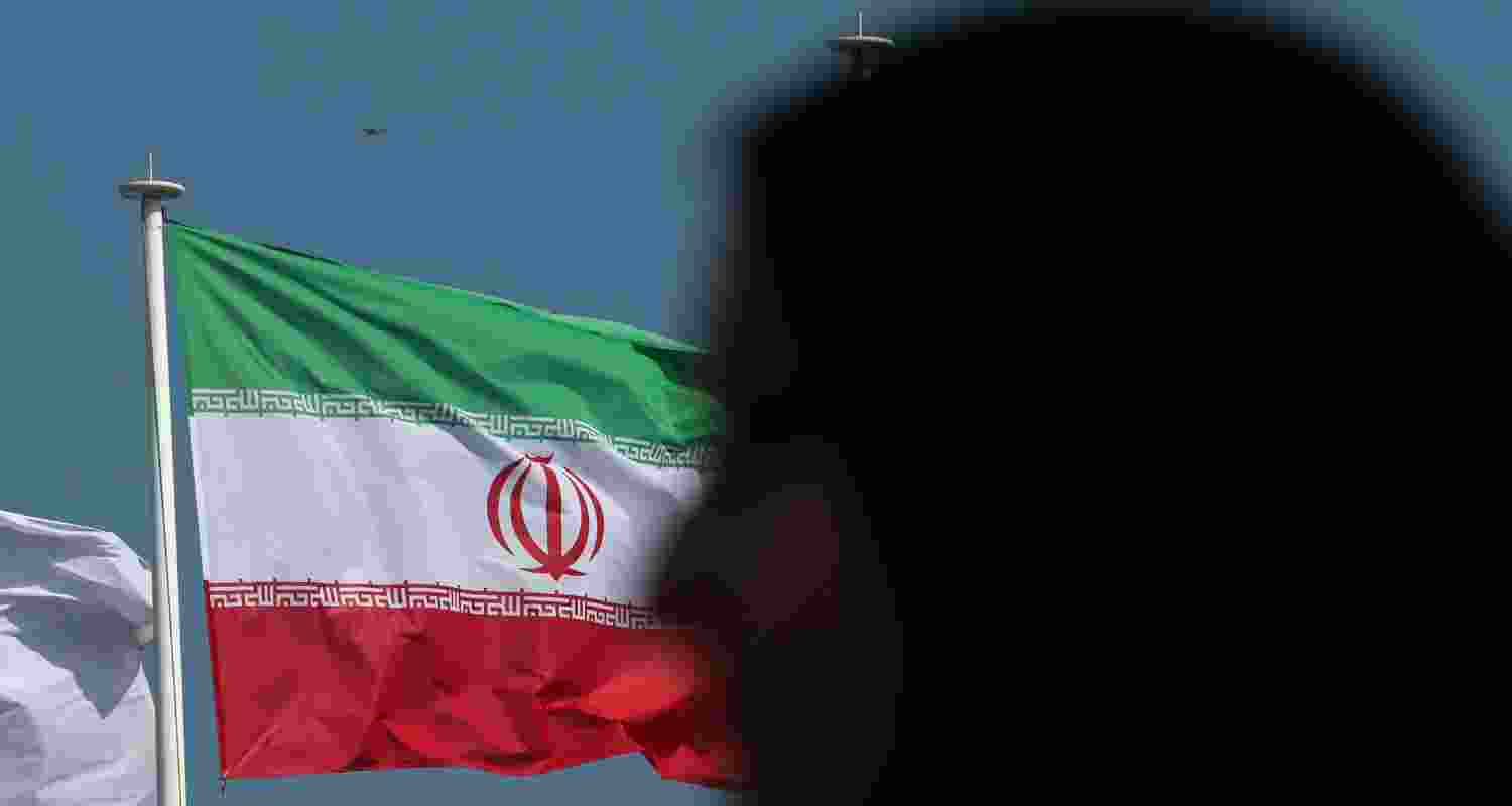 First batch of Indian nationals is expected to cross into Armenia tonight. First batch of Indian nationals is expected to cross into Armenia tonight.