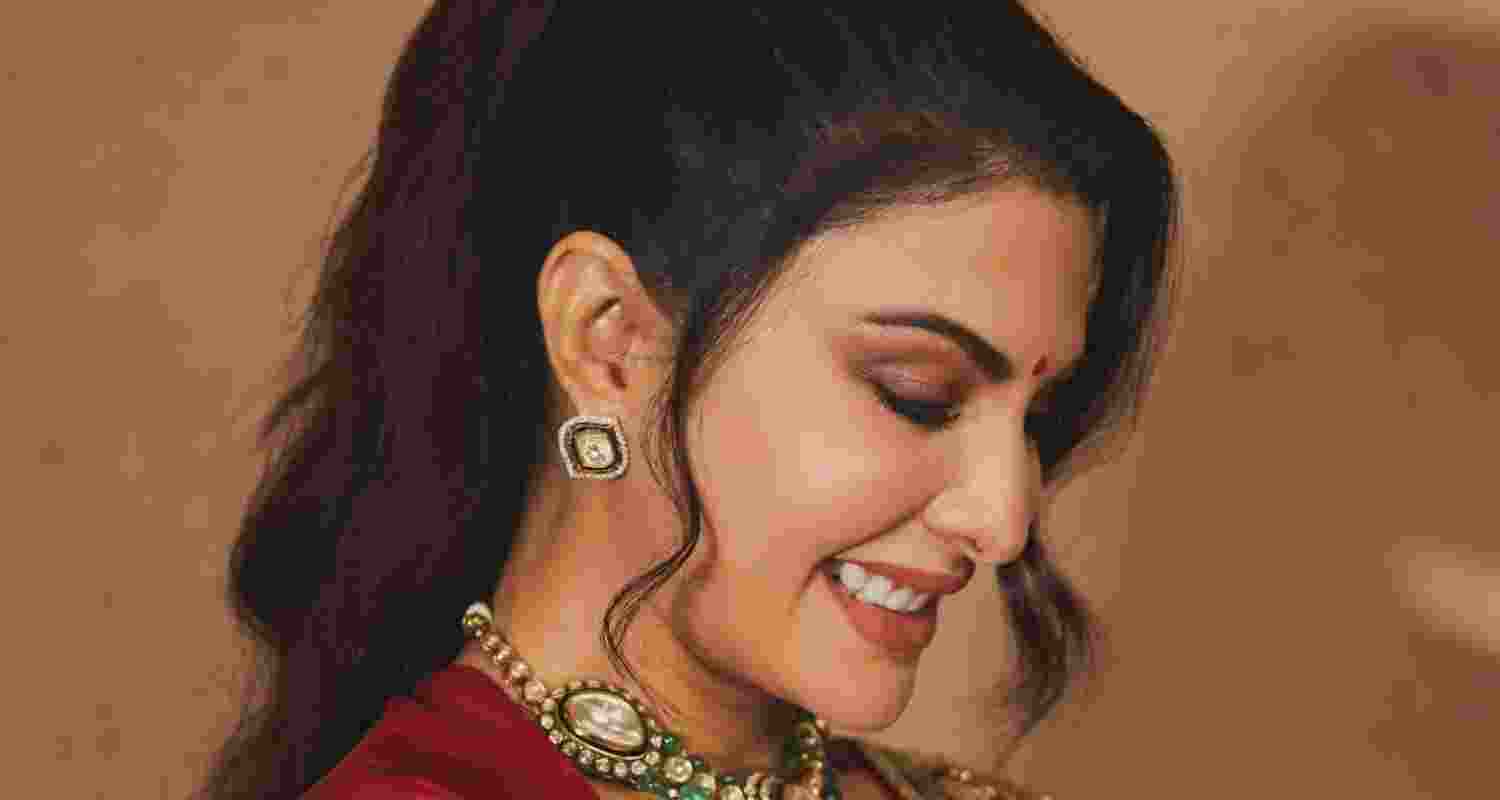 Jacqueline Fernandez urges fans to support Sri Lanka