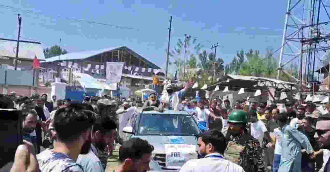 In the fray again after the 1987 elections, albeit with its leaders contesting independently, the banned Jamaat-e-Islami J&K (JeI) on Sunday organised a massive rally in the Bugam area of Kulgam district of south Kashmir.