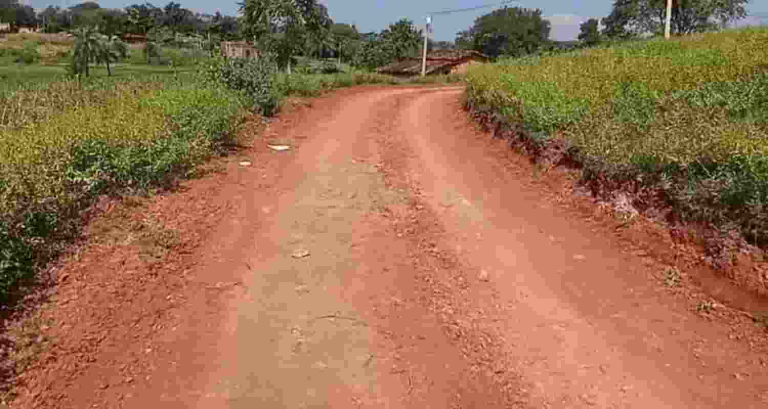 The initiative has now become a symbol of community strength in Palamu— where women transformed state aid meant for individual welfare into a collective solution for an age-old problem.