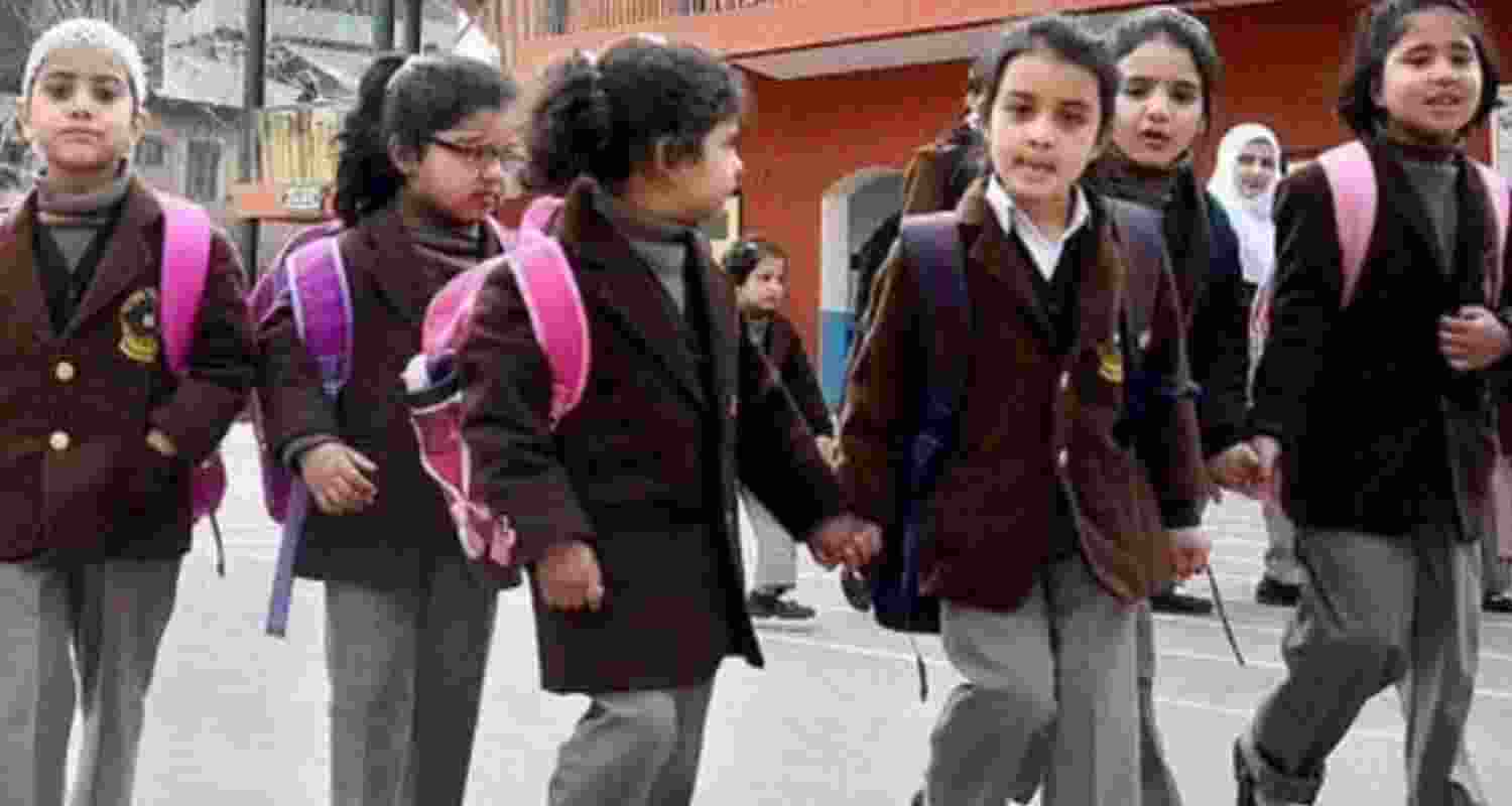 Amid heatwave, schools in Kashmir to reopen on July 8 Amid heatwave, schools in Kashmir to reopen on July 8