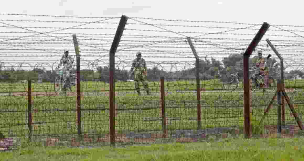 12-yr-old caught smuggling ₹1.64 cr gold at India-B’desh border