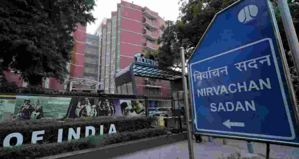 Administrative sources said that out of the nearly 60 lakh voters currently marked as “Under Adjudication,” only about 6.5 lakh names have been examined so far. 