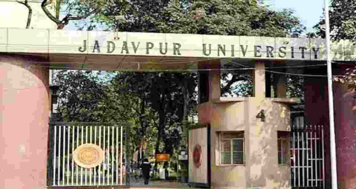 Bengal: Edu min injured during student protest at JU